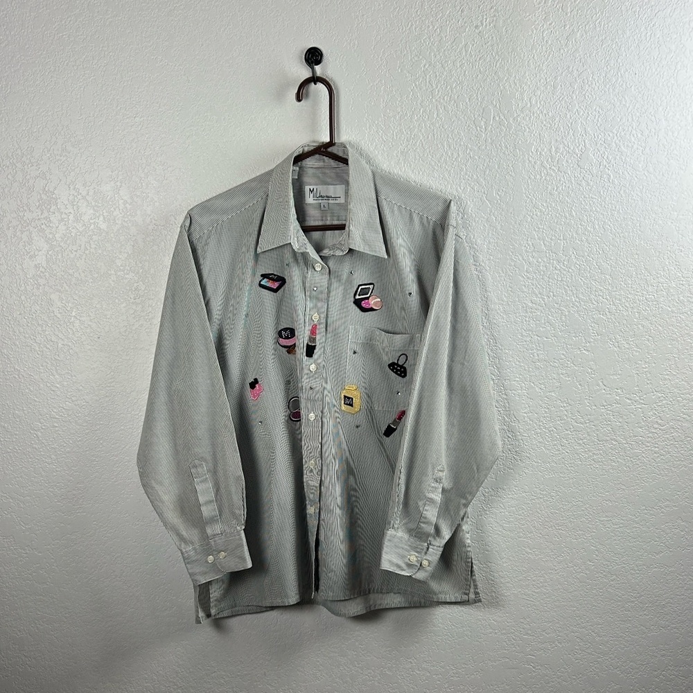 Mili Designs White Black Button-Up Shirt Embroidered Patches Artsy Sz L TC0573